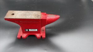 Prairie Tool Co. 7 lb Vintage Blacksmith Anvil