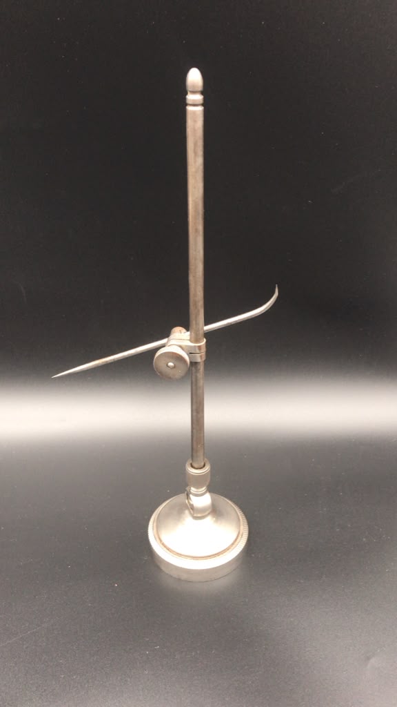 Brown & Sharpe 12-Inch Adjustable Surface Gauge